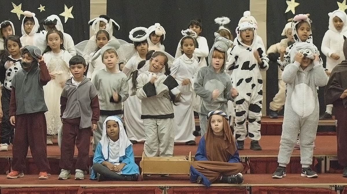 Wellington Primary - Born In A Barn! - Year 2 Christmas Concert 2024